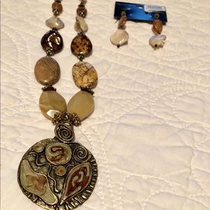 Chicos necklace with matching earrings